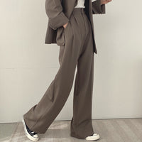 Pantaloni bej